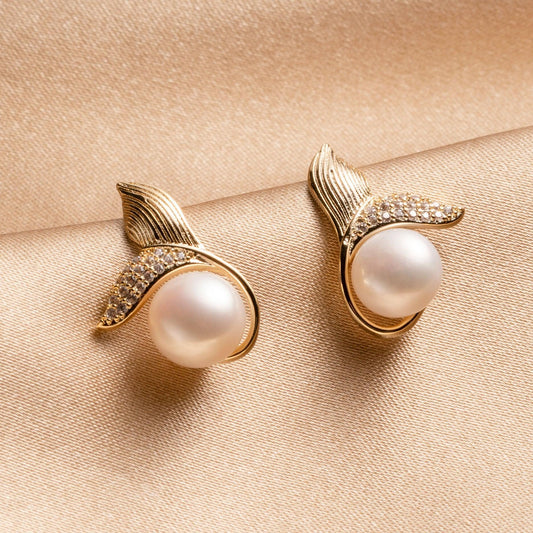 Mermaid Tail Studs with Pearl - saltycandy