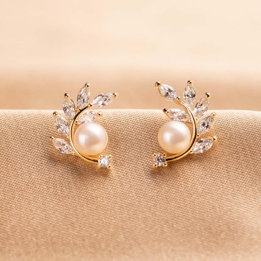 Olive Leaf Pearl Earrings - saltycandy