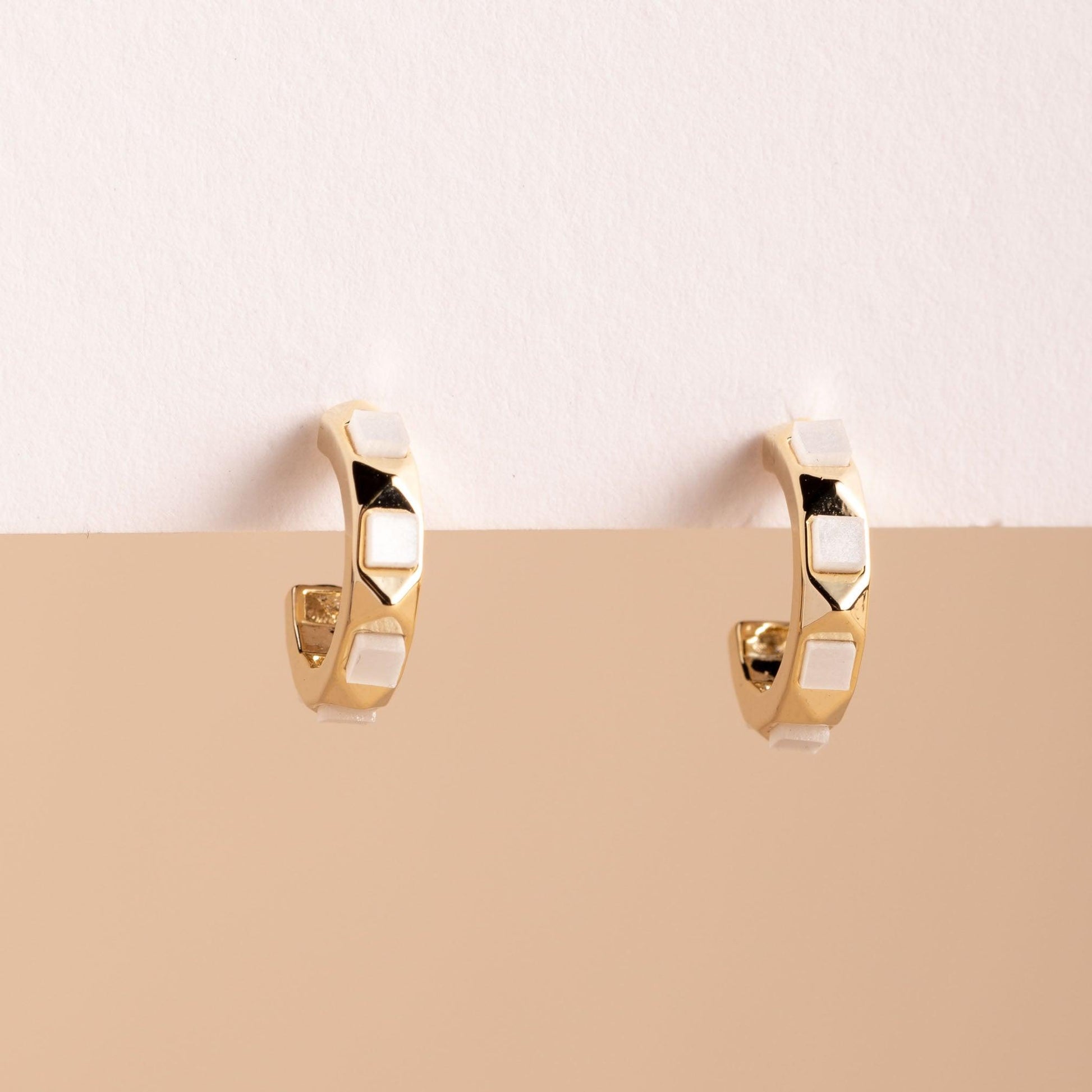 Checkered Shell Hoop Earring - saltycandy