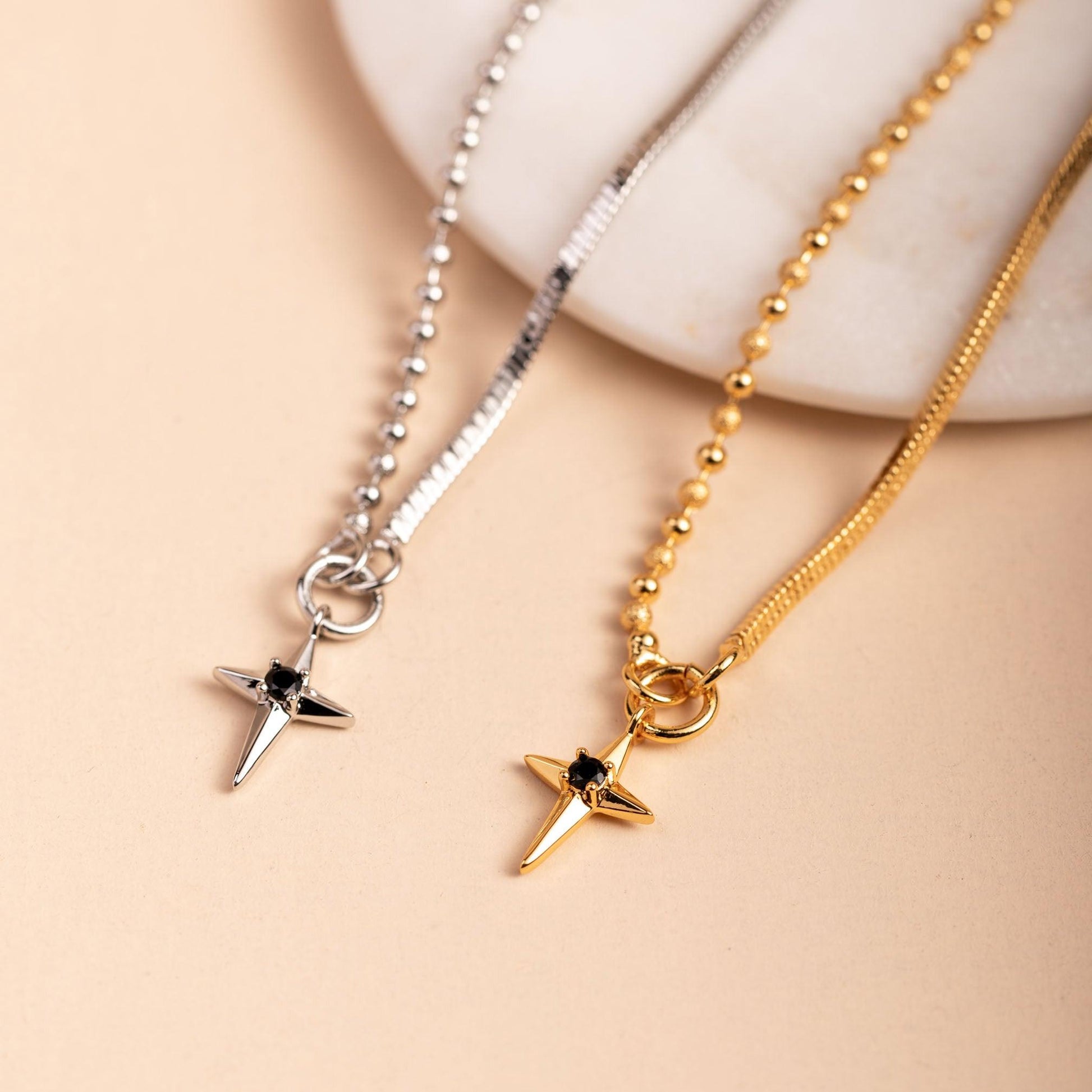 Asymmetrical Star Necklace Gold - saltycandy