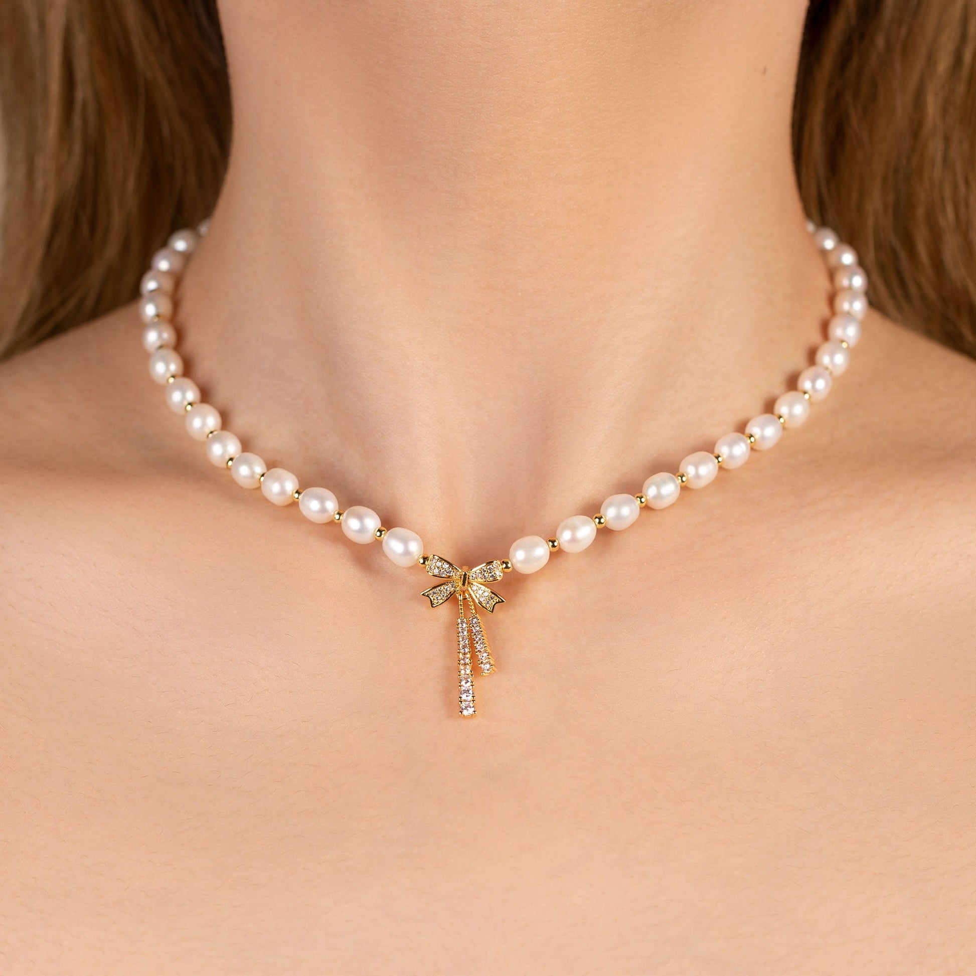 Bow with Freshwater Pearl Necklace - saltycandy