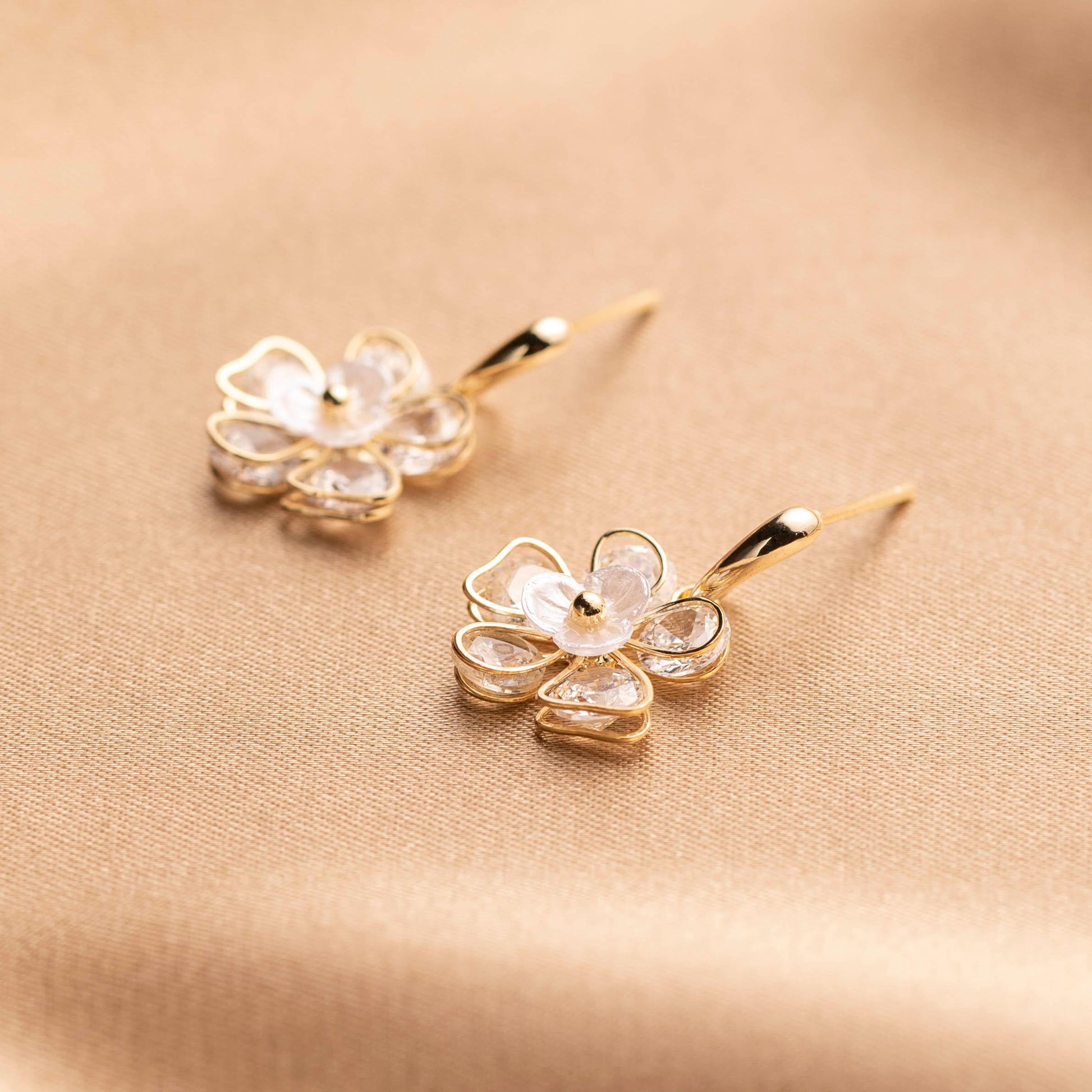 Bold Crystal Flower Drop Earrings - saltycandy