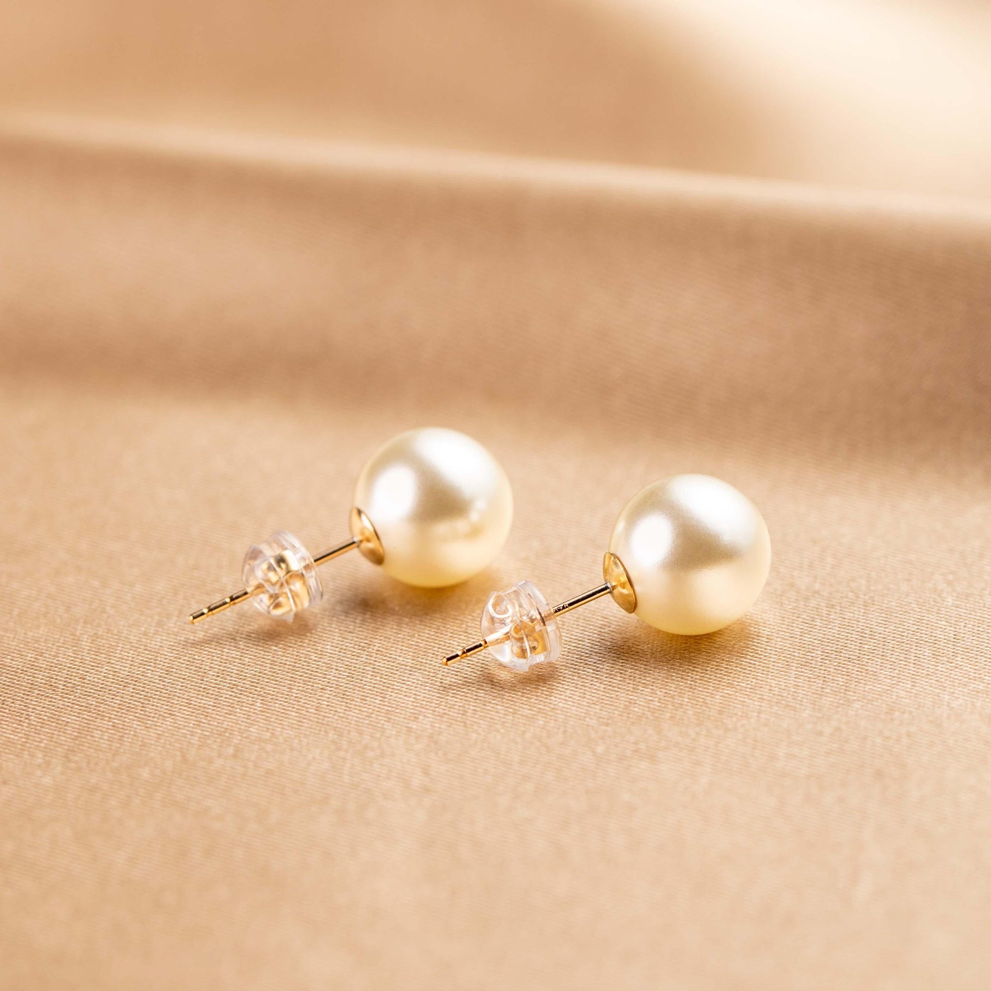 Classic Pearl Studs 10mm - saltycandy