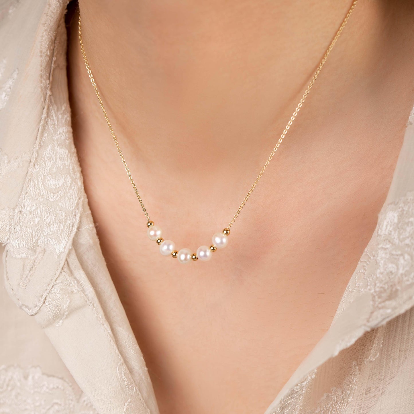 Dainty Freshwater Pearl Necklace - saltycandy