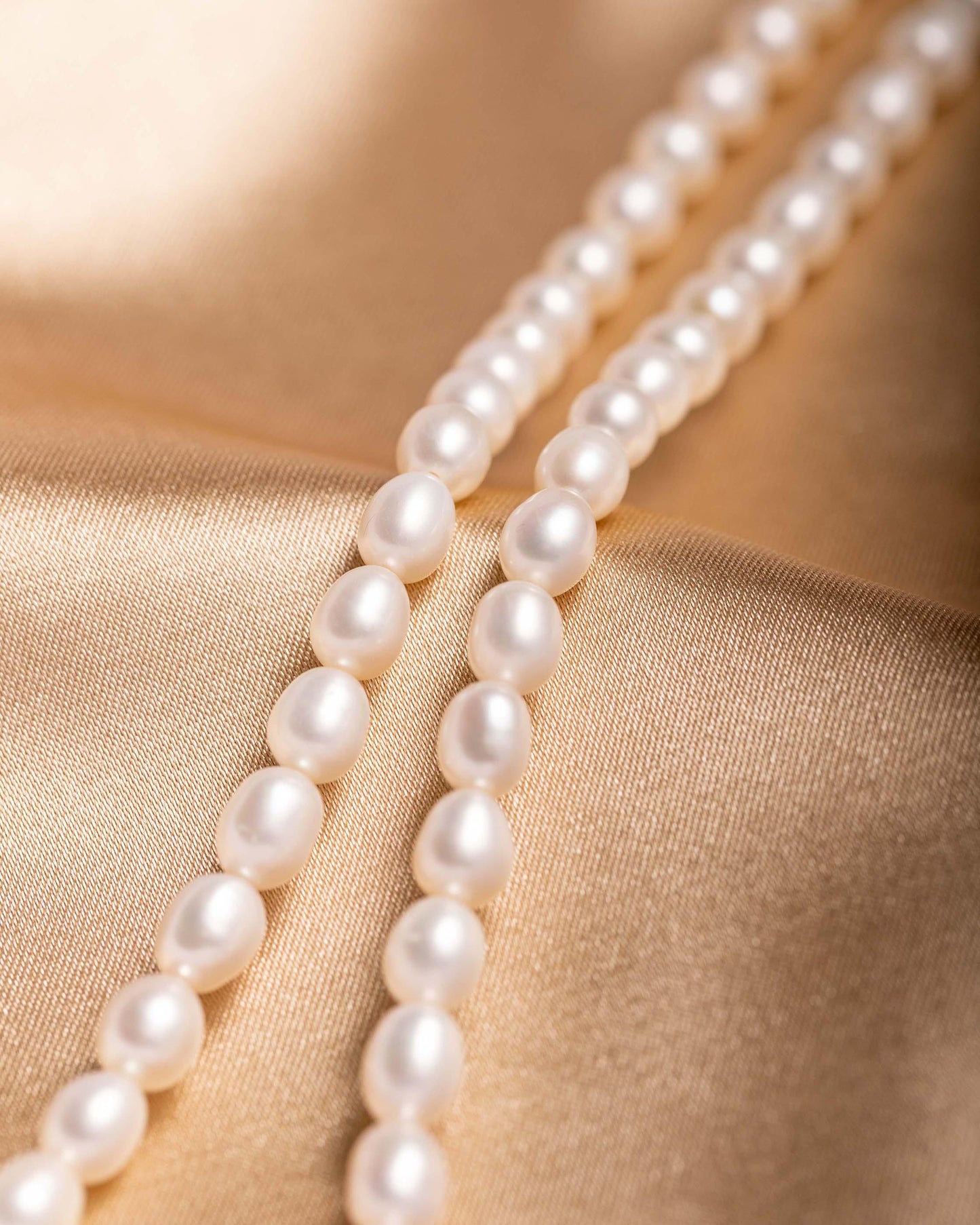 Freshwater Rice Pearl Chocker - saltycandy